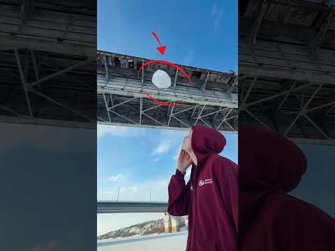 Какой размер снежка сможет пробить лёд 🧊?!