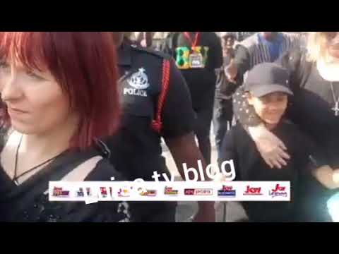 YouTube Thumbnail