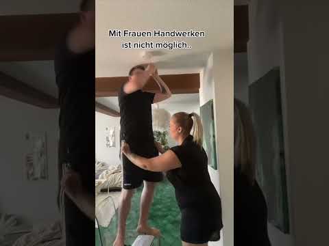 Handwerken ist nicht möglich… #fabianboeckelmann #insaneeveryday #love #couple #handwerk