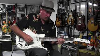 Video thumbnail for 1968 Yamaha SG2A Guitar Demo by drowninginguitars