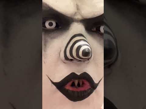 Cuando eres el payaso del grupo