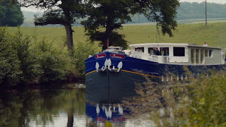 Cruise Southern Burgundy aboard Hotel Barge Finesse | European Waterways
