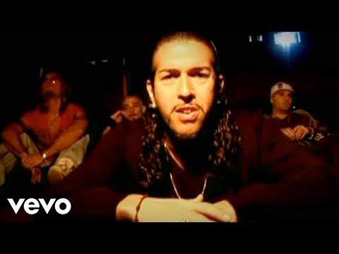 Gemelli Diversi - Ancora Un Po' (videoclip)