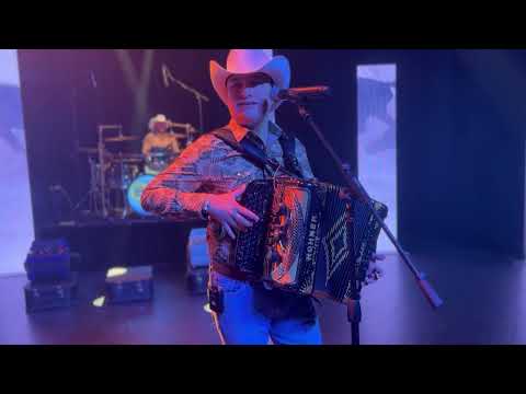 Conjunto El Camino - Caballo Alazan Lucero / Real de Catorce [Live from The Grand Theater]