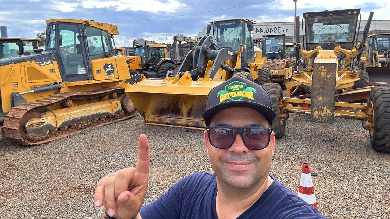 LEILÃO DE MÁQUINAS LINHA AMARELA: ESCAVADEIRA, PATROL, RETRO