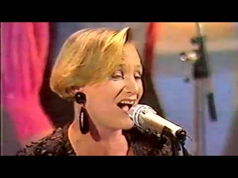 Nuova Compania di Canto Popolare - Pe' dispietto {SANREMO 1992}