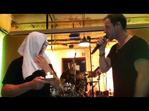 De Räuber mit  neuem Sänger Torben klein in der Dampfe :)