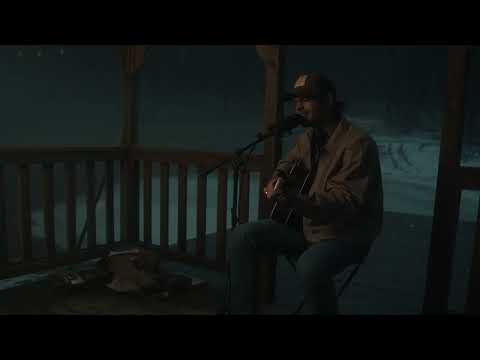 18 minutes of country love songs