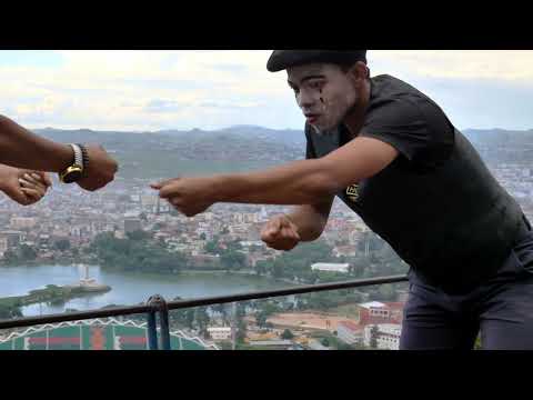 Kintsala - Sigarako Teboka (Officiel Vidéo)