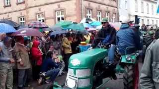 preview picture of video 'Kellerwegfest, coole Vorstellung unserer Fahrzeuge und Geräte am Marktplatz in Guntersblum'