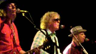 IAN HUNTER - Wash Us Away ( Paradise 12/1/12 )