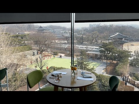 Changdeokgung Palace View Michelin Restaurant in Seoul Myomi