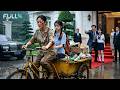 Parents divorced, sister chose dad despising mom poor—mom is the richest CEO! Too late to regret!