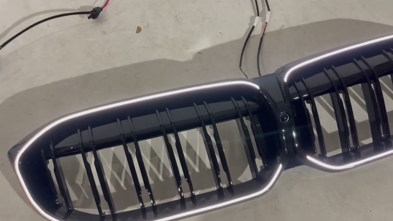 BMW 3-serie G20/G21 2018– M-Look LED nyregrill (2022+, sort højglans) Video 1