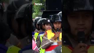 Download lagu Warga Pati Kepung Gedung DPRD Kawal Pemakzulan Bupati Sudewo #shorts mp3