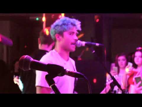 BLINK 182 MEDLEY LIVE - (DANNY WRIGHT COVER)