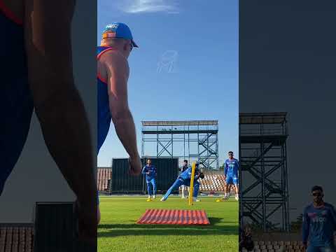 MI fielding coach, James Pamment conducts fielding drills | Mumbai Indians