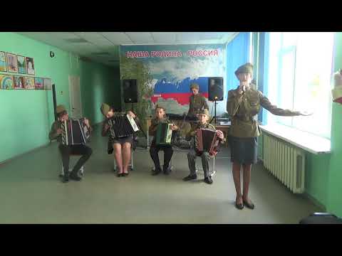 Мансамбль баянистов 