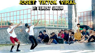 Download lagu JOGET TIKTOK VIRAL DI TEMPAT UMUM.. NGAKAK PARAH mp3