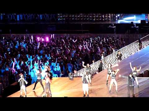 13.03.30 Super Joint Concert in Thailand : Ta Lueng - Thaitanium