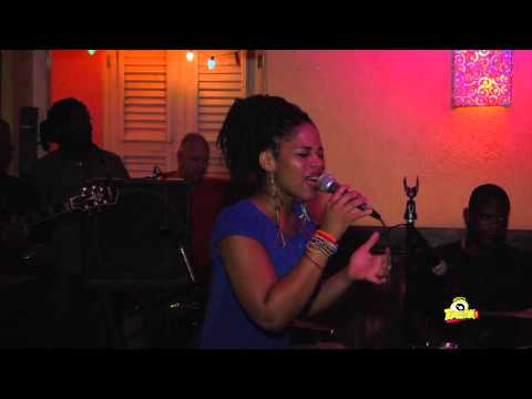 Single release "Unda" di Tamara Nivillac