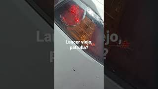 Ya cualquier coche viejo con estrobos es patrulla