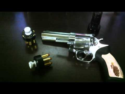 Revolver Speedloaders: HKS vs Safrai Land