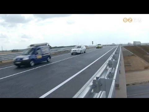 A Zanati út keleti oldalán átadták a forgalomnak az M86-os felüljárót