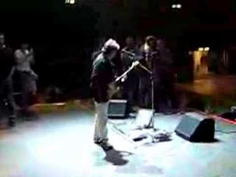 The Police 2008-06-12 Zurich soundcheck party 1/7