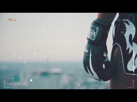Boxing Gloves Giant 3 0 by Venum