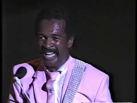 Larry Graham w/Crusaders - Soul Shadows - Live Under The Sky, Tokyo 1983