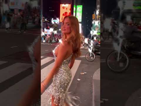 The video that started it all. Walking in NYC ❤️💕✨ #nyc #timessquare