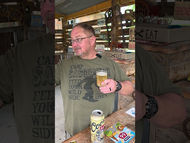 Vídeo relacionado con Coors - Cerveza estilo Lager Norteamericana - Alc. 4,3% Vol. - Caja de 24 botellas de 330 ml - Total: 7920 ml