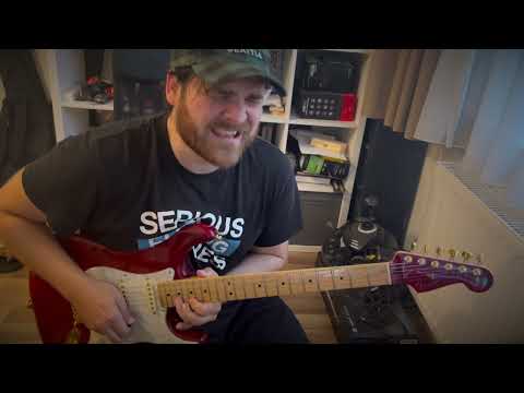 Fender Tash Sultana Signature 2022 - Transparent Cherry image 6