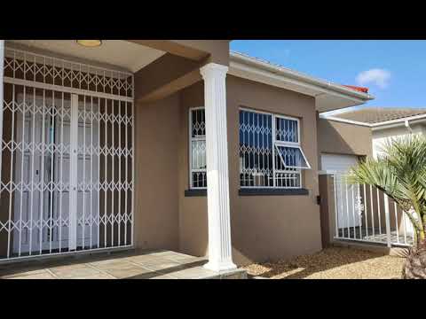 DDDDesigner Family Home with Space And Sophistication for sale in Rylands