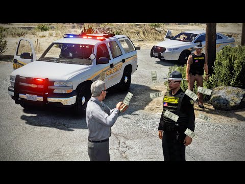 Mr.  Money Runs From Police in FivePD!