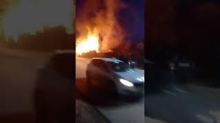 Пожар на Судейском переулке, рядом с гостиницей "Мещёра". 1 мая 2018 года