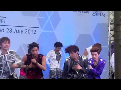 [FANCAM] 120728 EXO-MAMA @Mini Live in Bangkok
