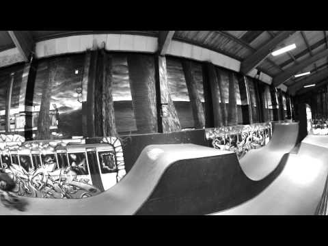 [PREZZIE APPAREL] NATHANS GORING FOR PREZZIE