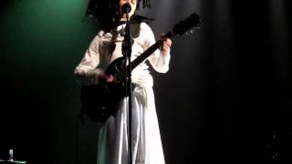 PJ Harvey Live At The Warfield - The Sky Lit Up
