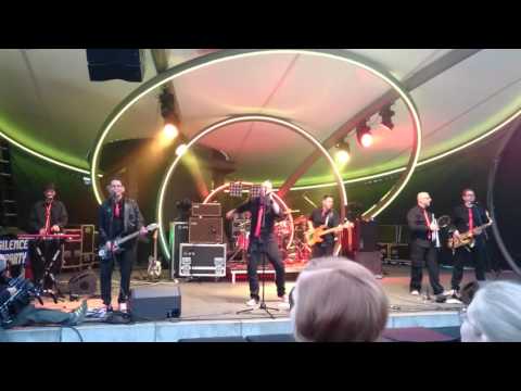 Wotka Trawolta live Stühle raus Bochum Mandragora 30.04.2016