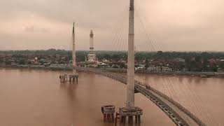 preview picture of video 'Jembatan Gentala Arasy Jambi - DJI Spark Drone'