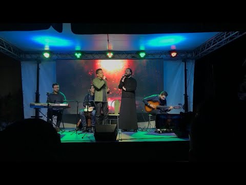 Muzaferija i đakon Rajković izveli ilahiju: Malo tužno što je naš duet izazvao toliku pažnju