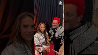 Blanka ucieka przed całusem od Michała Wiśniewskiego