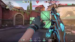 Spotlight Clip