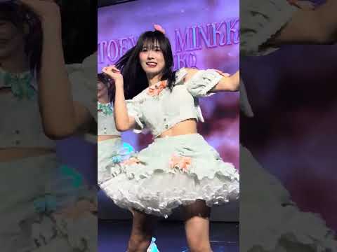 250112 (Porpor Fancam) Euphonie☆ - Gyutto Star @ Baitoey & Minkko Graduation Ceremony - Donki Mall