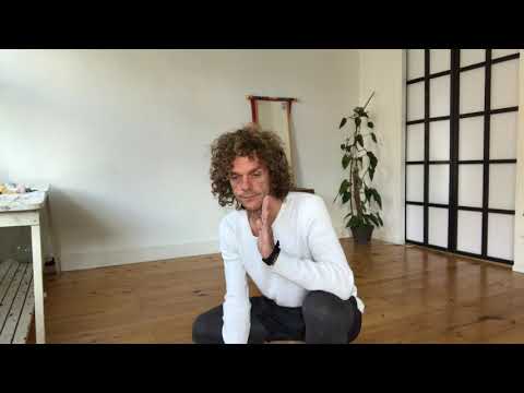 15 Minute Light Morning Exercise Routine