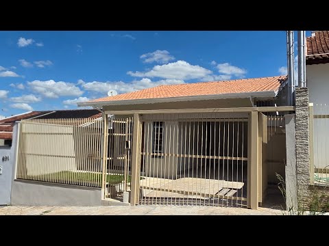 Casa a venda com 3 quartos e piscina no bairro Santa Ângela em Pocos de Caldas-MG