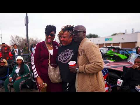 Twisted Black and Hashi Senjoo