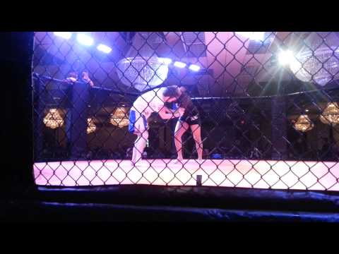 TWC Super Fight: Andre Garcia vs Brain Fornasiero